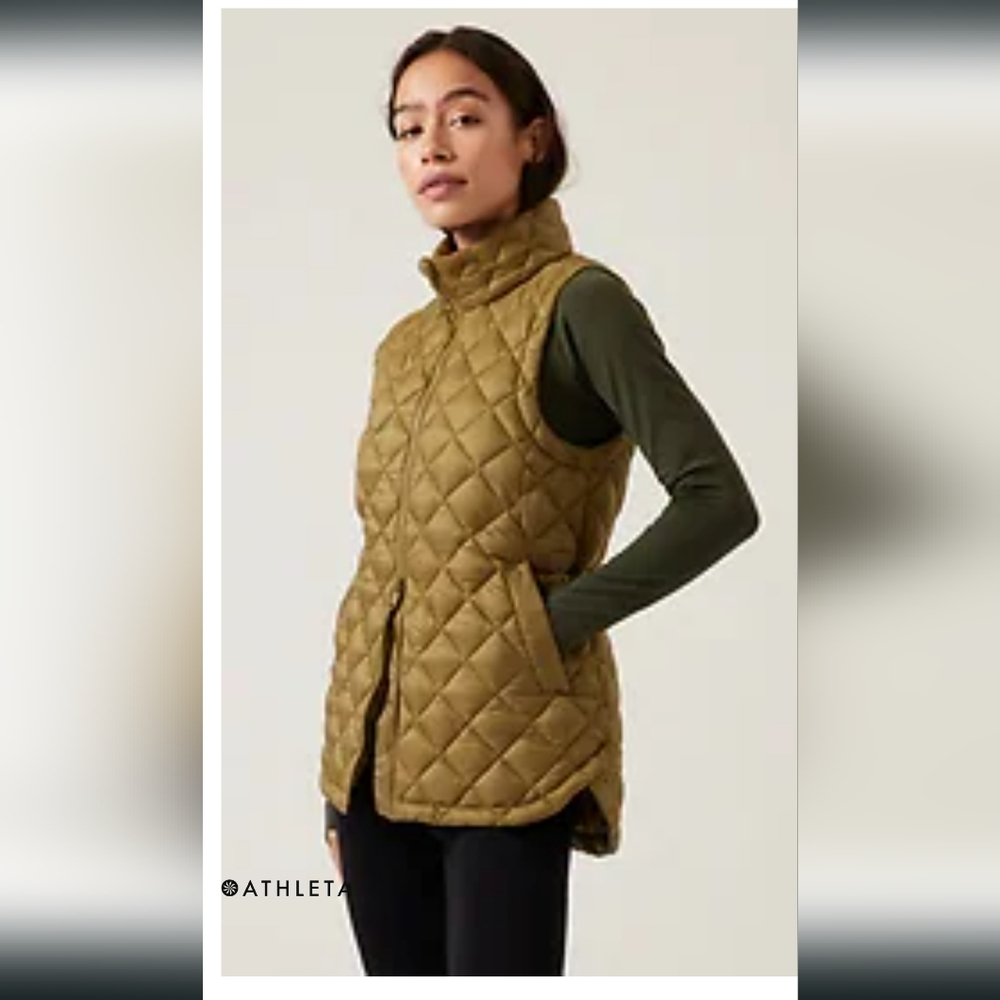 Athleta featherweight vest